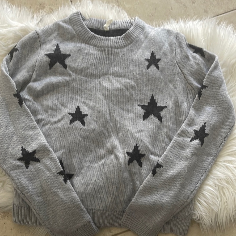Blue notes gray sweater size M